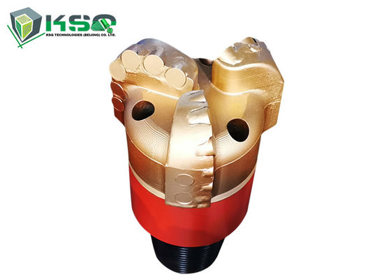 3 ब्लेड Iadc S132 Pdc बिट 4-1 / 2 &quot;2-3 / 8 के साथ&quot; बलुआ पत्थर और शेल के लिए एपीआई
