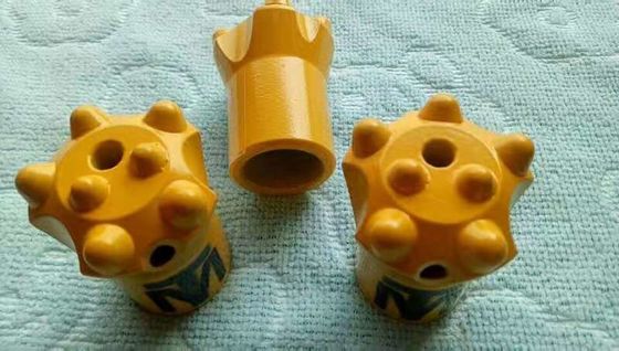 लघु छेद ड्रिलिंग बटन ड्रिल बिट 11 डिग्री व्यास 38 मिमी लघु स्कर्ट के साथ